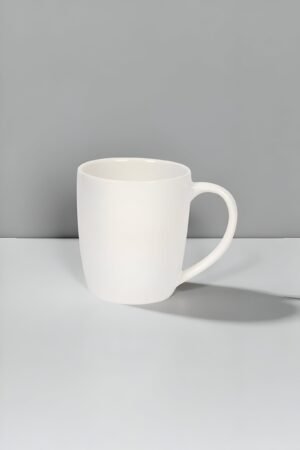 Taza de Café Reutilizable – Plástico Blanco con Asa Ergonómica
