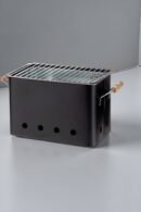 Barbacoa Portátil Rectangular de Hierro – Con Parrilla Zincada